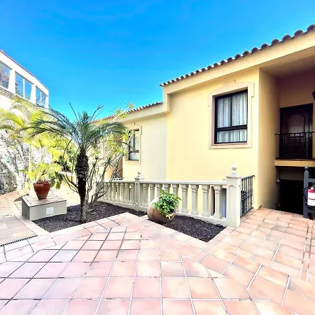 Apartamento Ap1, Piscina, Acceso Directo A La Playa Los Roques Daire Los Realejos